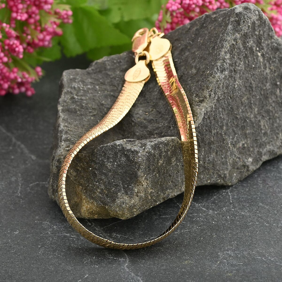 Italian 14K YG Over Sterling Silver Herringbone Bracelet (7.25-8.0In) 10 Grams image number 1