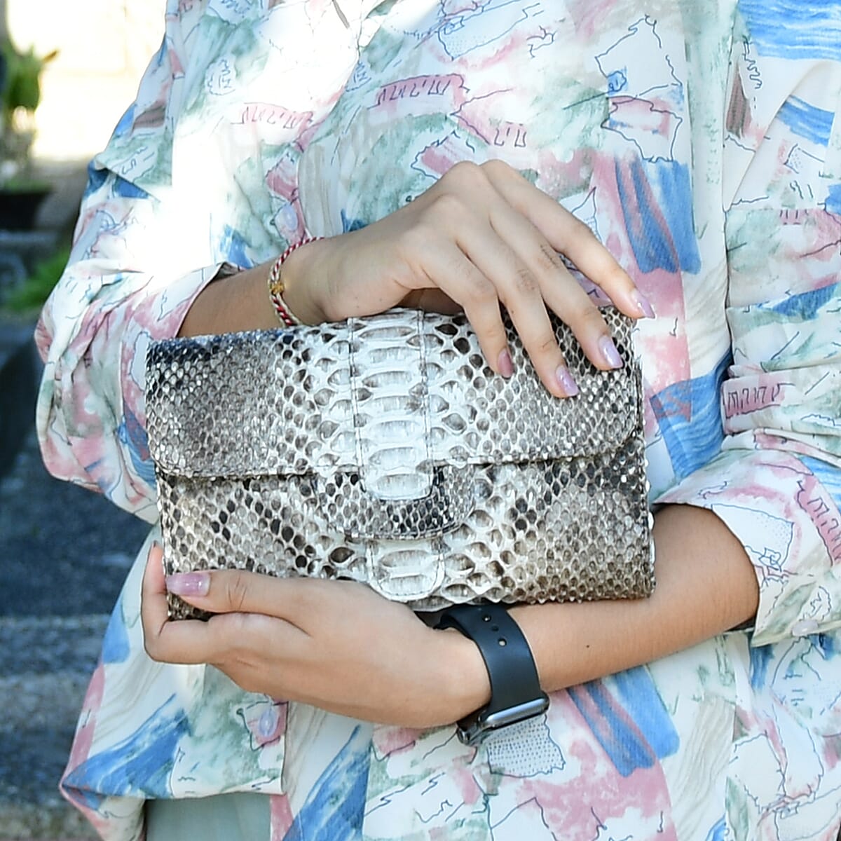 The Grand Pelle Handcrafted Natural Color Genuine Python Leather Crossbody Wallet image number 2