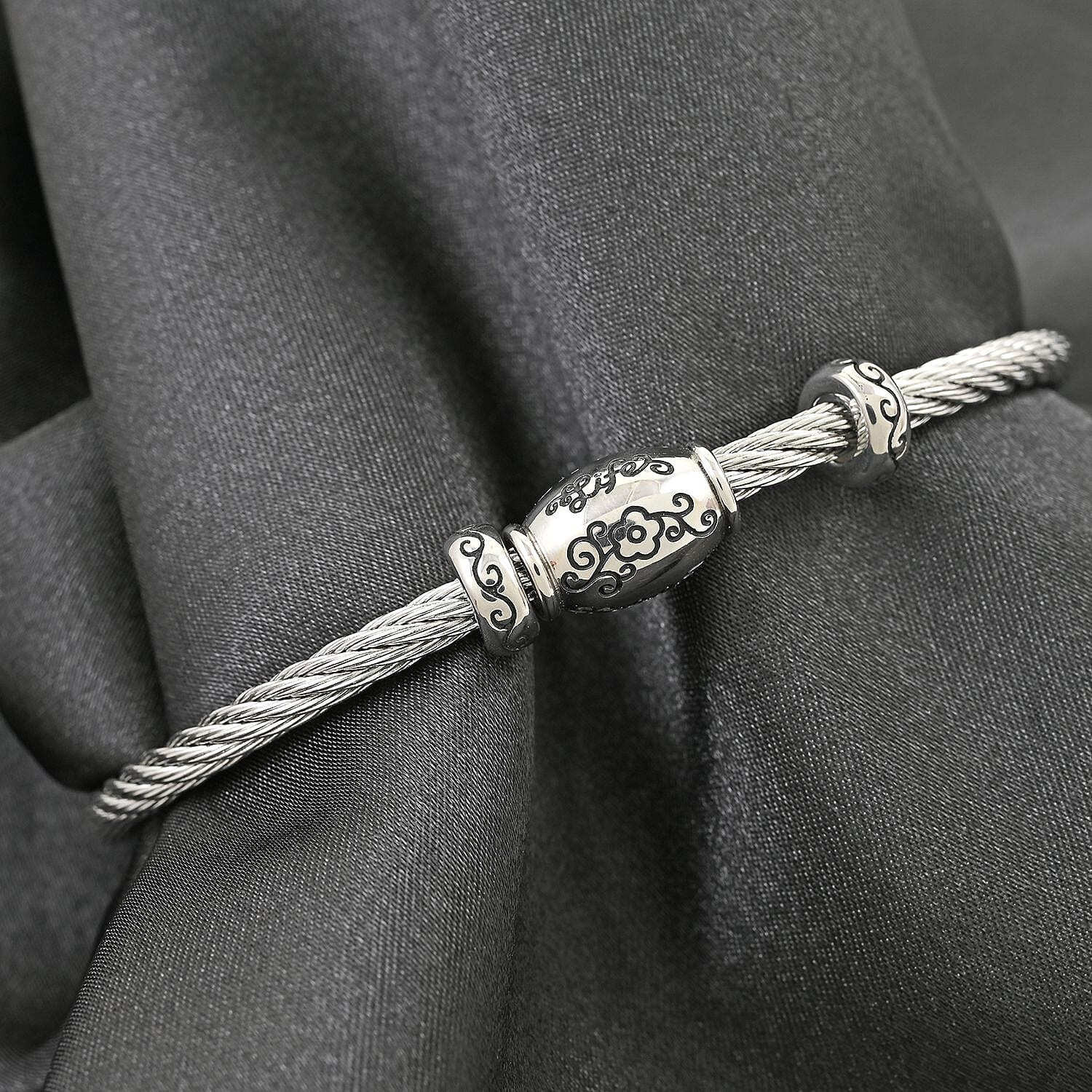 Default Title - Product card gallery slide 2 (10145013006619)