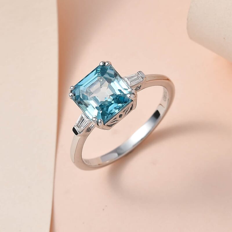 Luxoro 10K White Gold Premium Ratanakiri Blue Zircon and Moissanite Ring (Size 10.0) 4.15 ctw