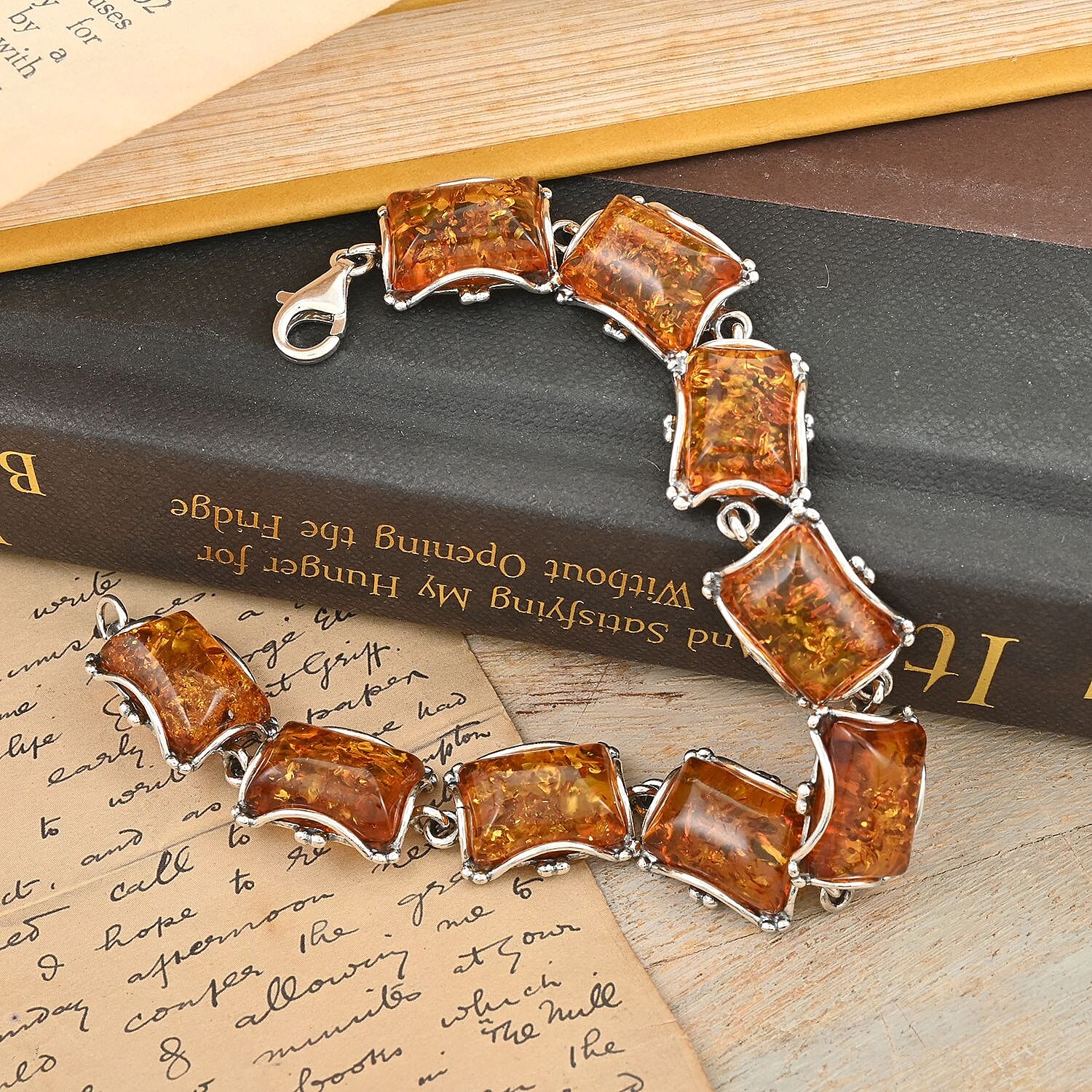 Baltic Amber Bracelet in Sterling Silver (7.00 In)