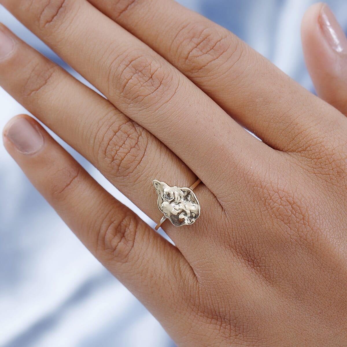 Luxoro 10K Yellow Gold Nugget Ring (Size 7.5) 2.35 Grams image number 2