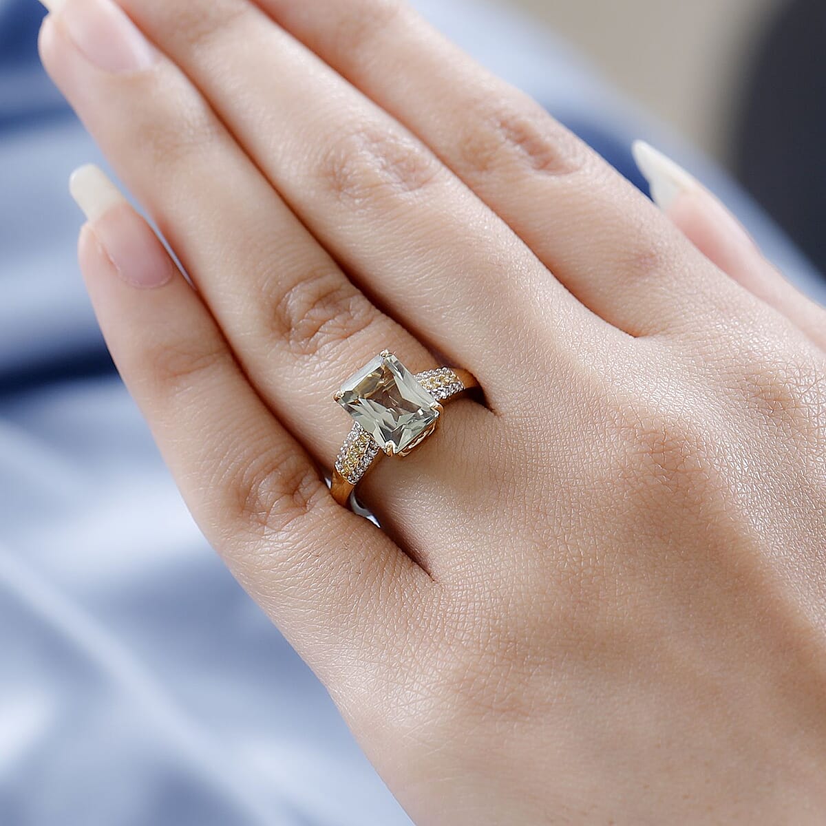 Iliana 18K Yellow Gold Radiant Cut AAA Turkizite, SI Natural Yellow and White Diamond Ring (Size 10.0) 4.15 Grams 4.10 ctw image number 2