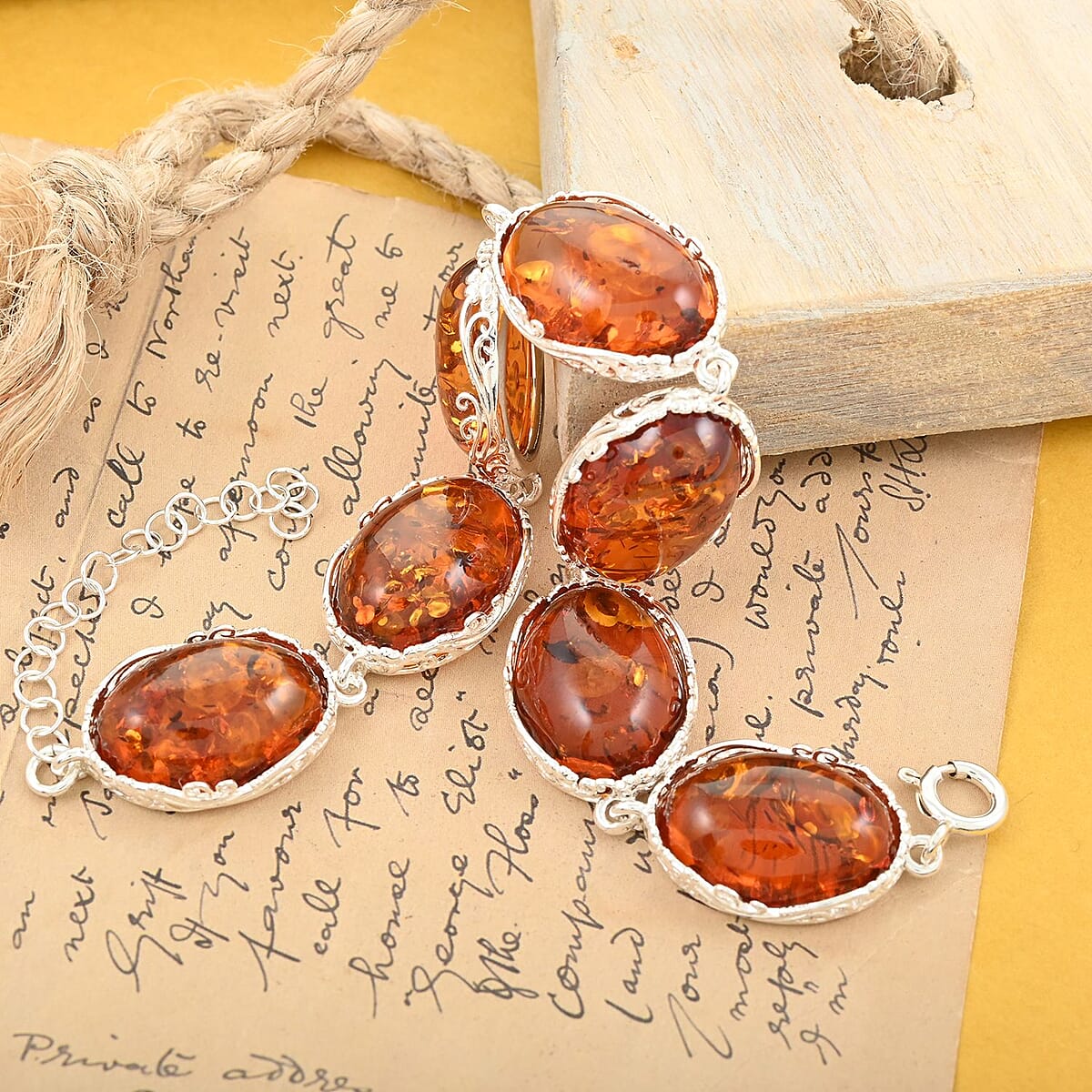 Baltic Amber Station Bracelet in Sterling Silver (6.50-8.50In) image number 1