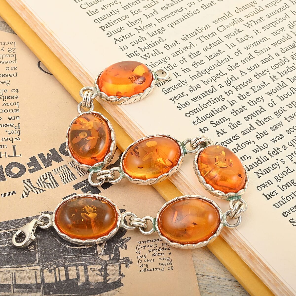 Baltic Amber Bracelet in Sterling Silver (8.00 In) image number 1