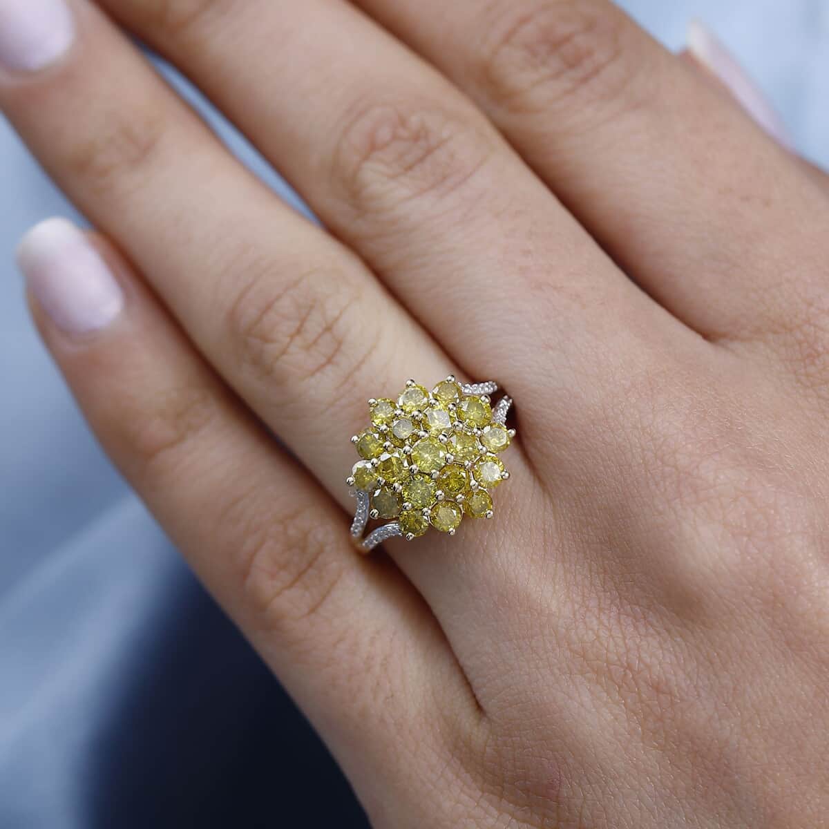 Luxoro 10K Yellow Gold Natural Yellow and White Diamond Cluster (I3-G-H) ring (Size 8.0) 2.00 ctw image number 2