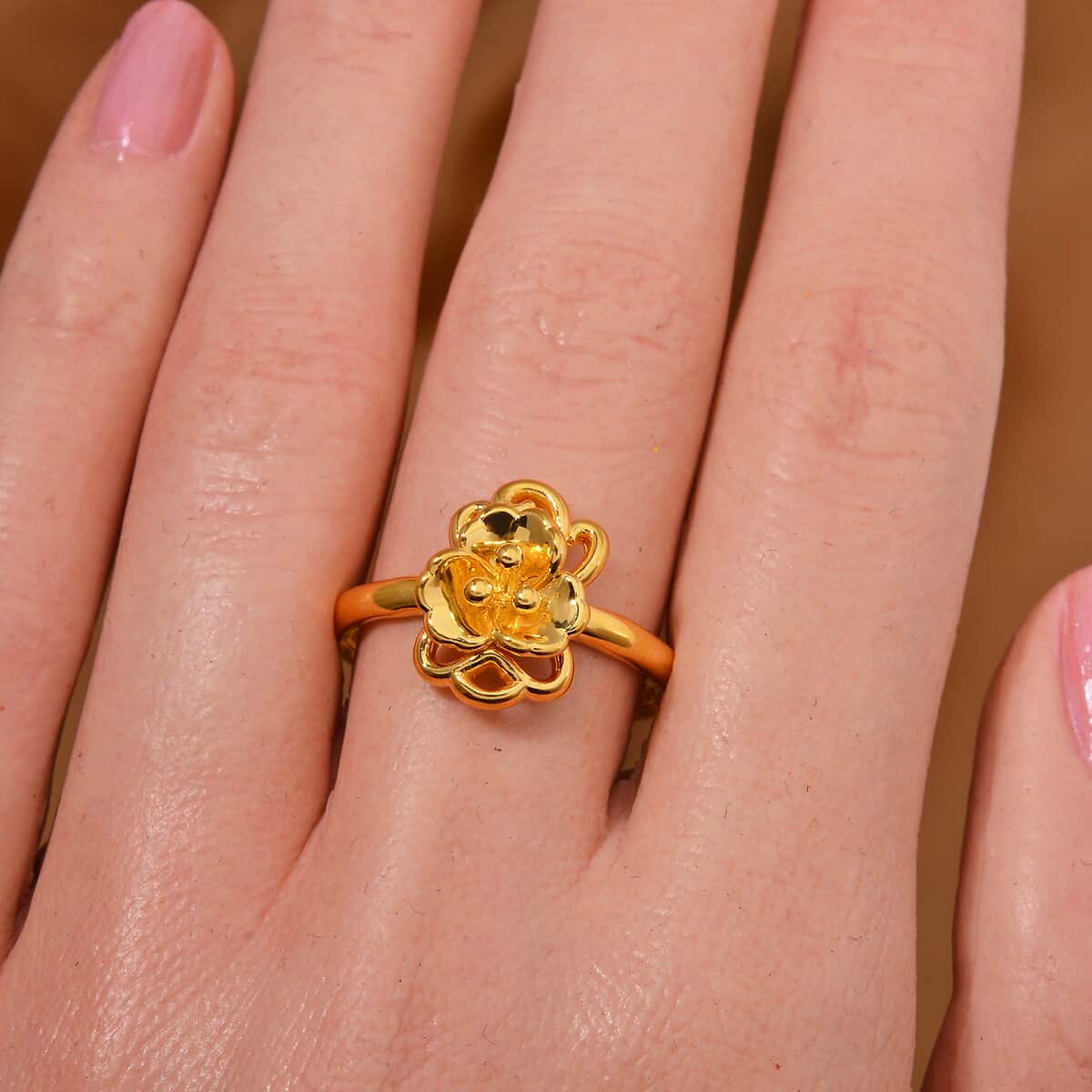 24K Yellow Gold Electroform Peony Floral Ring (Size 6.0) 1.35 Grams image number 1