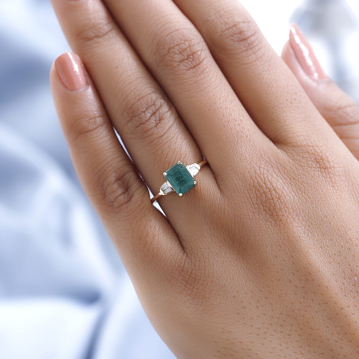 Luxoro 10K Yellow Gold AAA Kagem Zambian Emerald and G-H I3 Diamond Ring (Size 8.5) 2.00 ctw image number 2