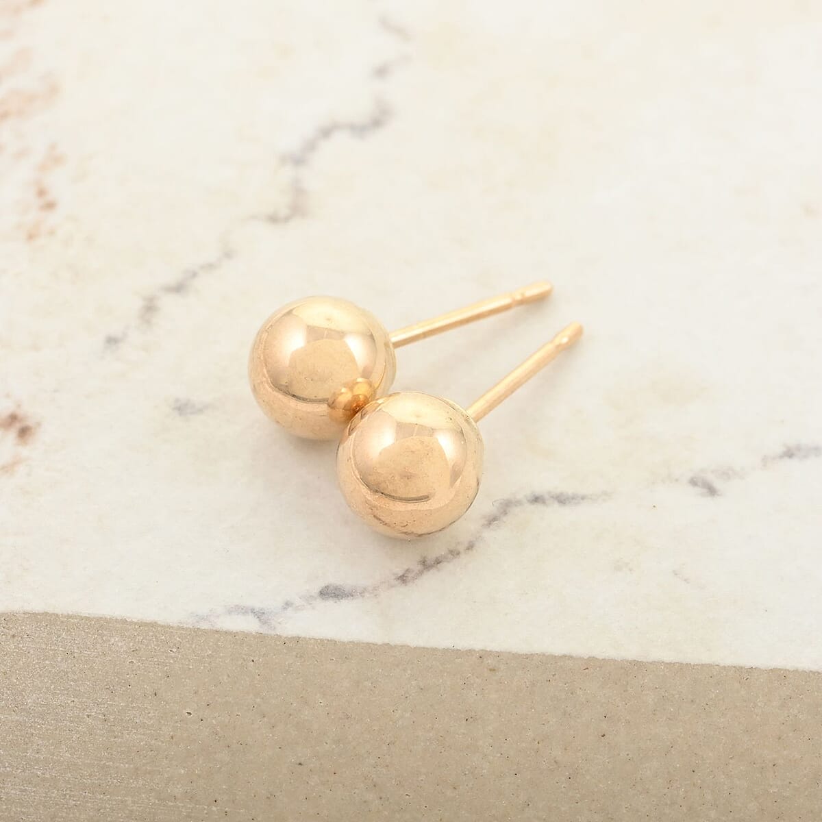 10K Yellow Gold 5mm Ball Stud Earrings image number 1