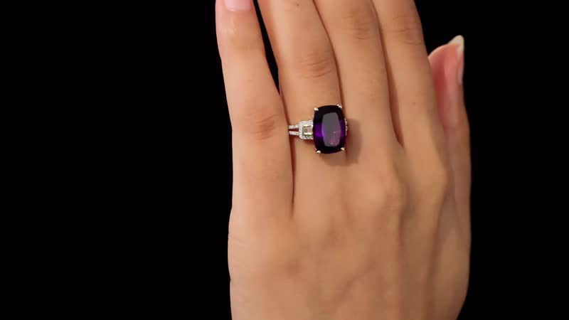 Luxoro 10K Yellow Gold AAA Zambian Amethyst and Moissanite Ring (Size 7.0) 6.70 ctw