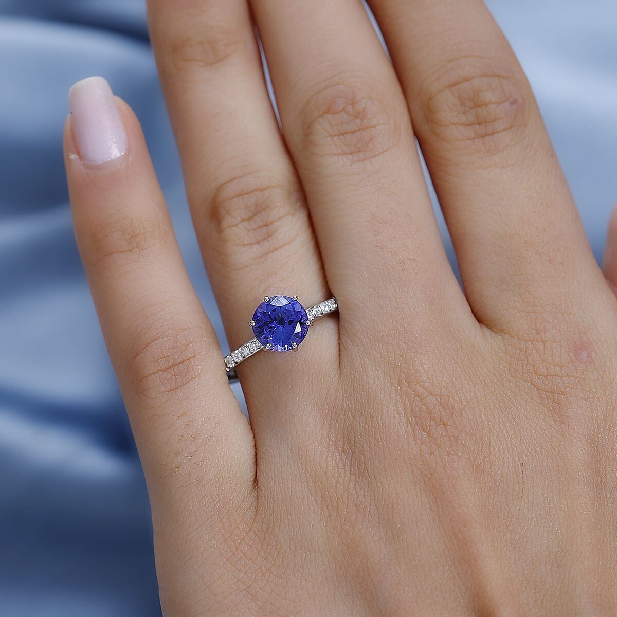 Rhapsody 950 Platinum AAAA Tanzanite and E-F VS2 Diamond Ring (Size 7.0) 4.50 Grams 2.05 ctw image number 2