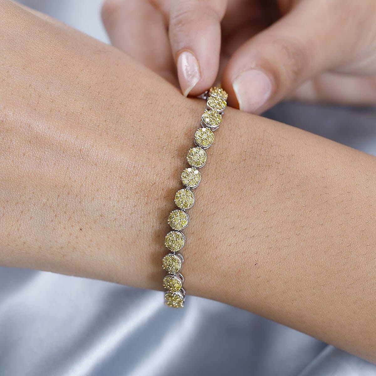 Yellow Diamond Bracelet in Platinum Over Sterling Silver (8.00 In) 5.00 ctw image number 2