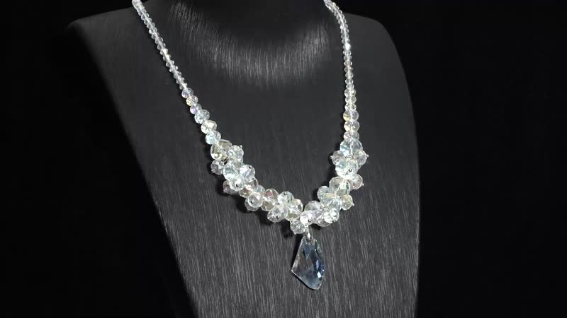 Simulated White Mystic Color Topaz Beaded Necklace 20-22 Inches in Silvertone