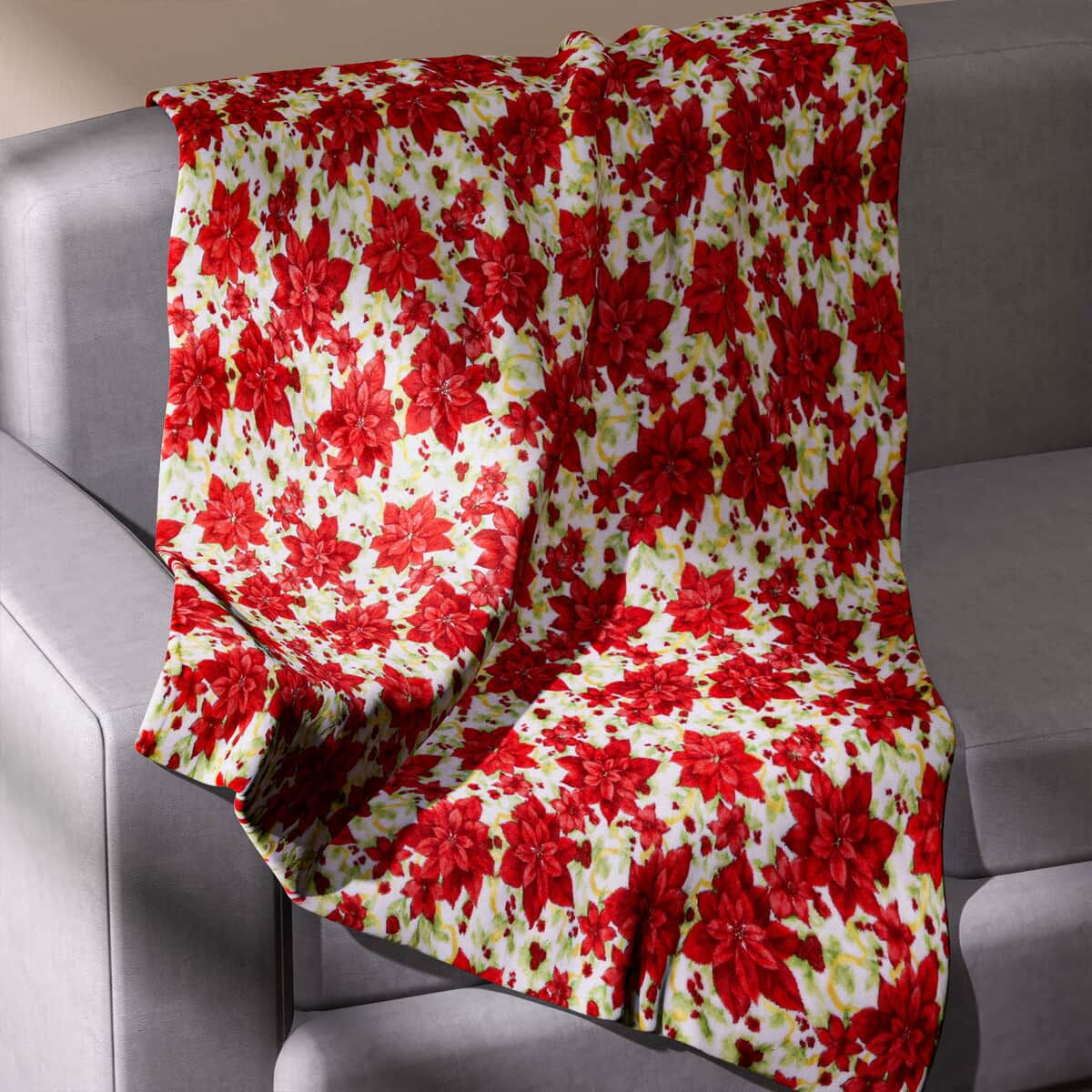 Homesmart Designer Inspired Poinsettia Super Soft and Warm Printed Flannel Blanket image number 1