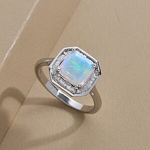 Asscher Cut Premium Ethiopian Welo Opal and Diamond 1.75 ctw Halo Ring in Platinum Over Sterling Silver (Size 7.0)
