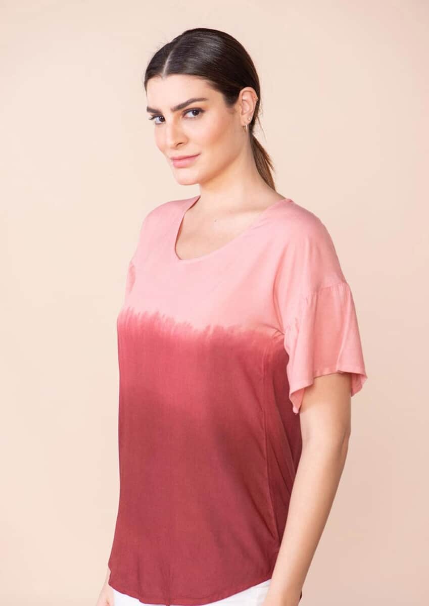 Tamsy Red Rayon Ombre Top - S image number 4