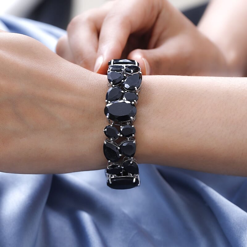 Australian Black Tourmaline Bracelet in Platinum Over Sterling Silver (7.25 In) 144.50 ctw