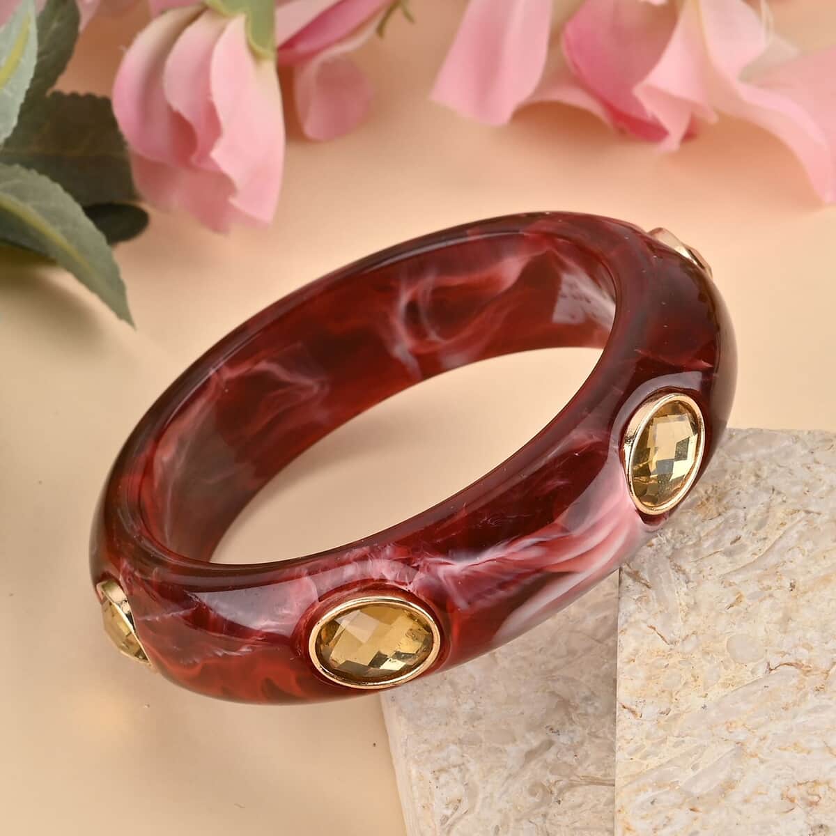 Red & Champagne color Resin Bangle Bracelet (7.75 In) image number 1