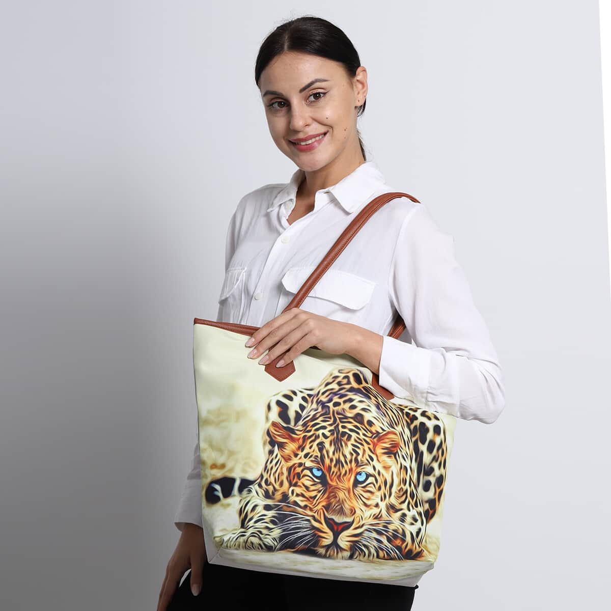 Passage Yellow and White Realistic Leopard Print Pattern Tote Bag with Handle Drop image number 1