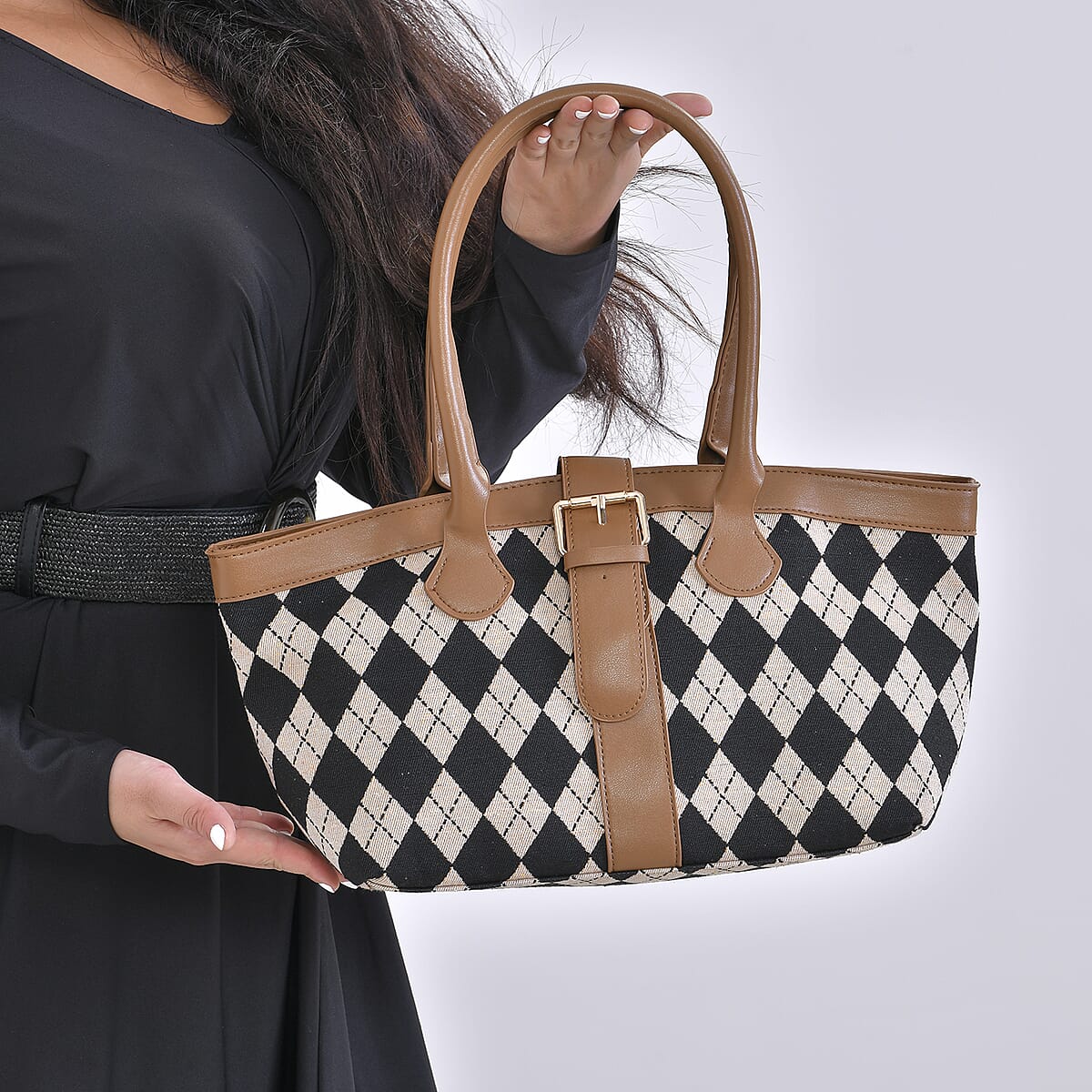 Black and Khaki Checkered Pattern Faux Leather Tote Bag image number 2