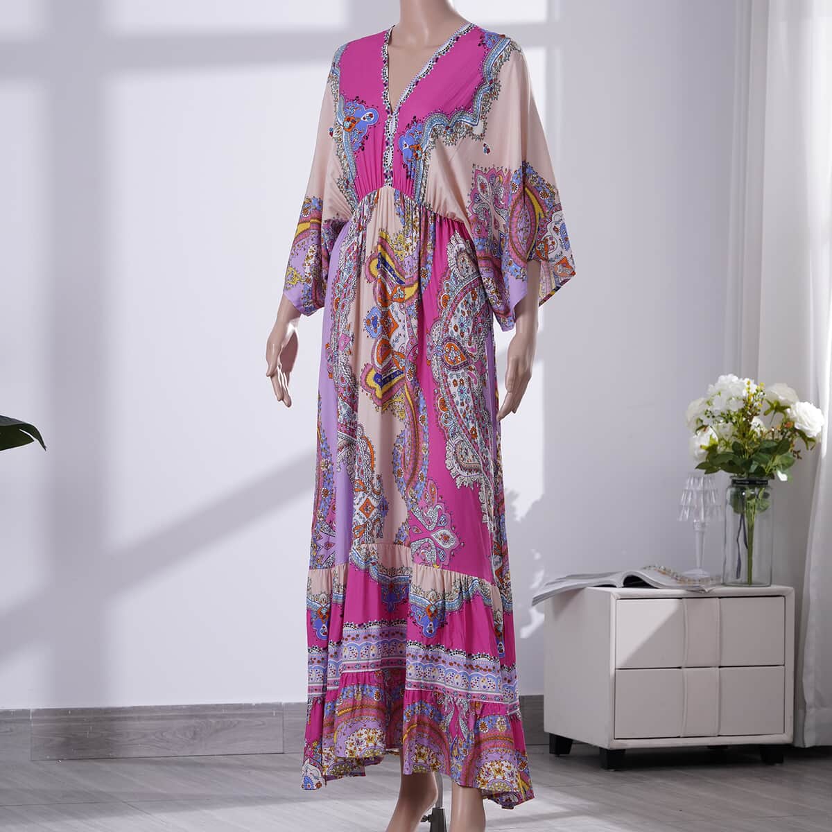 Tamsy Pink Printed V-Neckline Maxi Dress image number 1