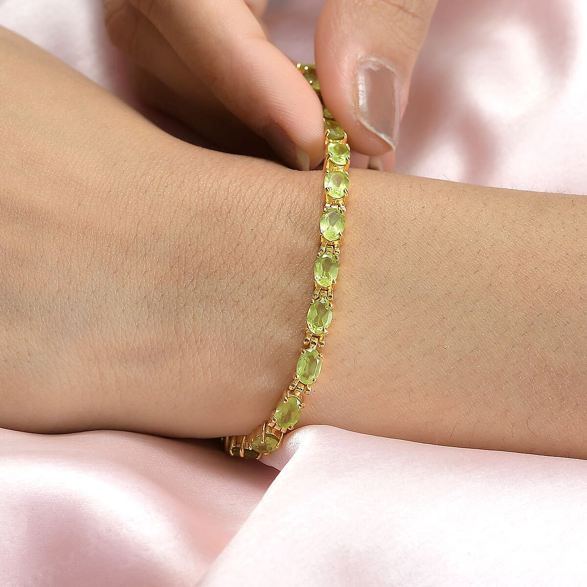 Peridot Bracelet in ION Plated Yellow Gold Stainless Steel (8.00 In) 11.65 ctw image number 2