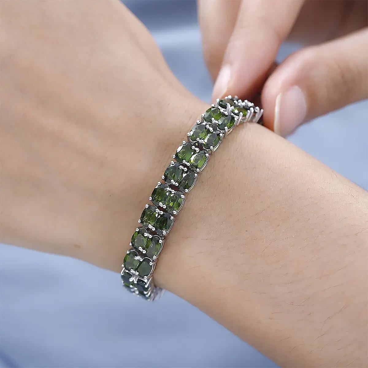 Chrome Diopside Double-Row Bracelet in Platinum Over Sterling Silver (8.00 In) 24.50 ctw image number 6
