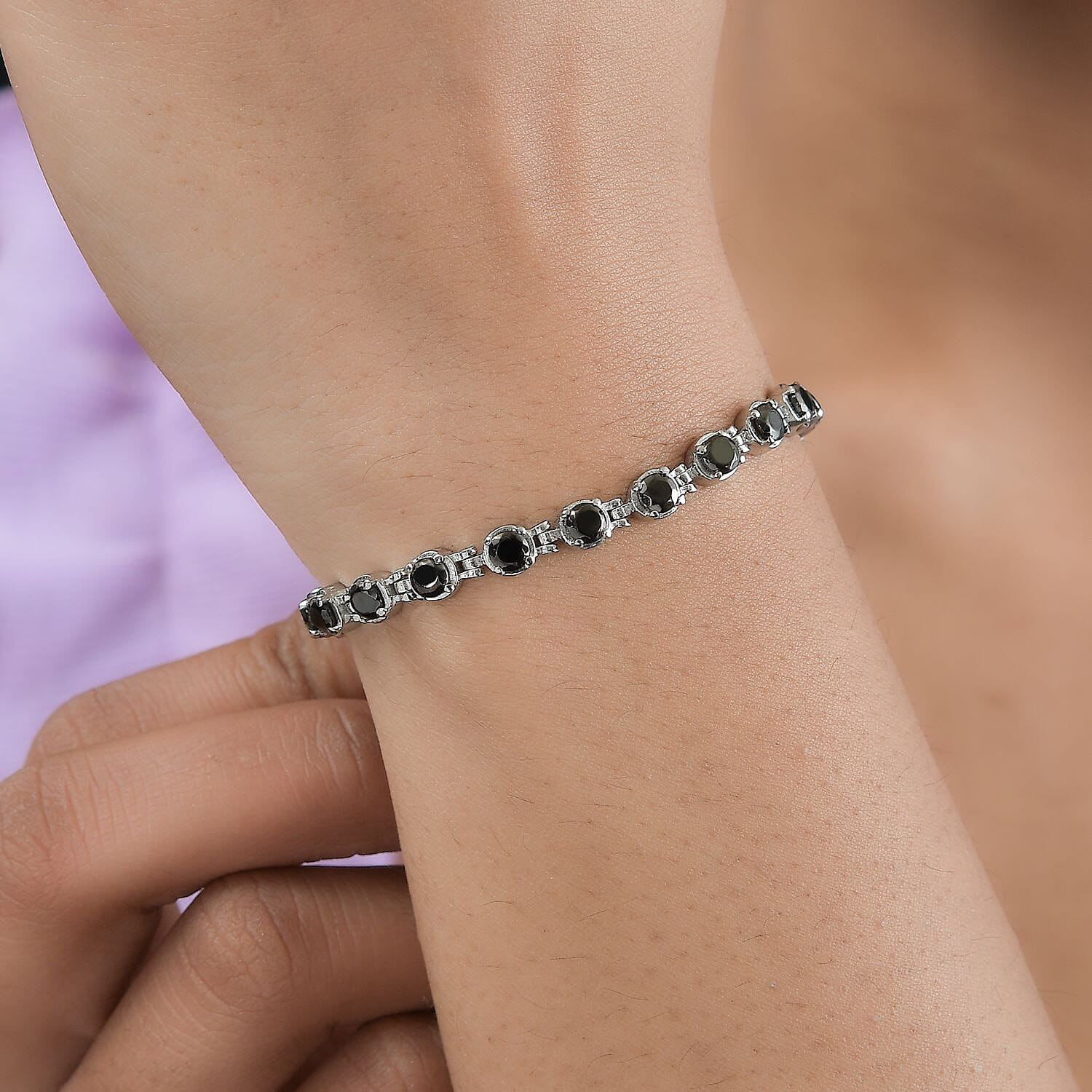Elite Shungite Bracelet in Stainless Steel (8.00 In) 3.25 ctw