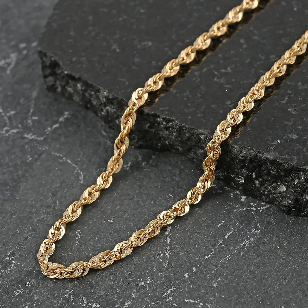 14K Yellow Gold 3mm Rope Chain Necklace 24 Inches 5.9 Grams image number 1
