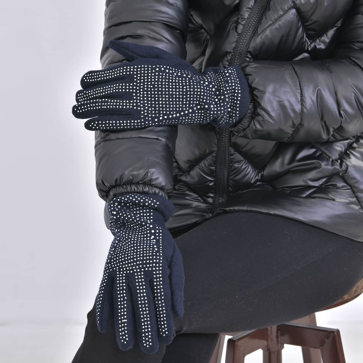 Navy Blue 70% Cashmere Wool and 30% Polyester Gloves with Touch Screen Function image number 2