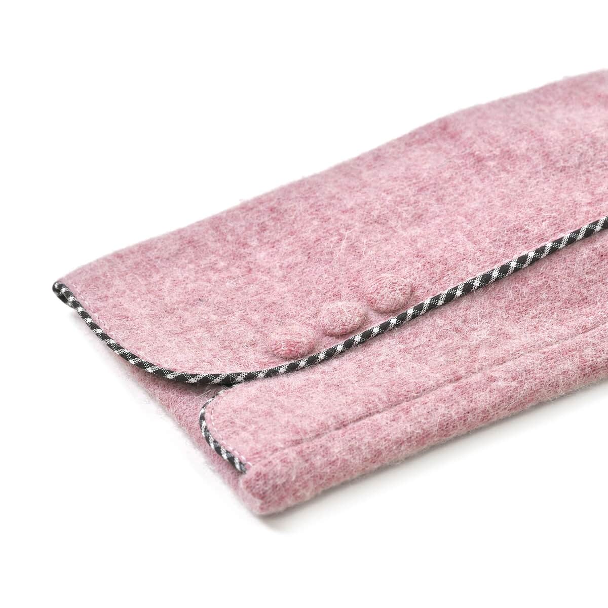 Pink 70% Cashmere Wool and 30% Polyester Gloves with Touch Screen Function image number 6
