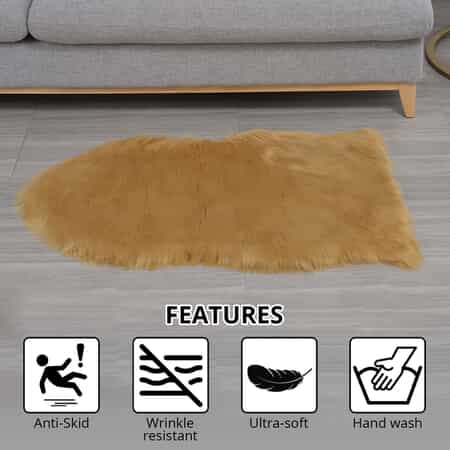 HOMESMART Brown Faux Fur Carpet (23.6"x35.4") image number 2