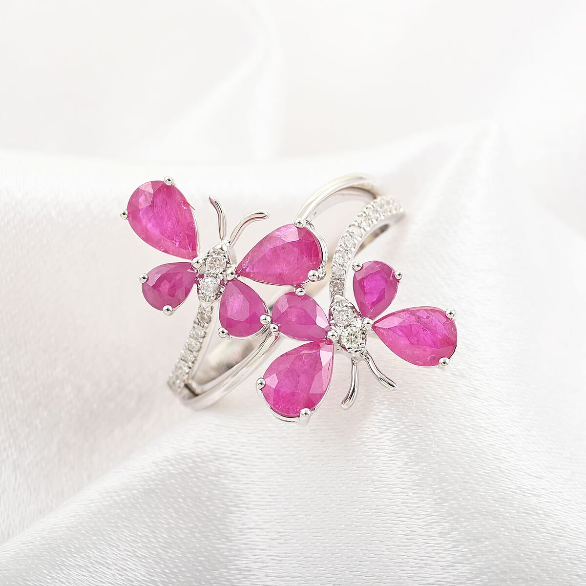 Modani 14K White Gold Mozambique Ruby and G-H I1 Diamond Ring (Size 10.0) 4.35 Grams 2.30 ctw (Del. in 10-12 Days) image number 1