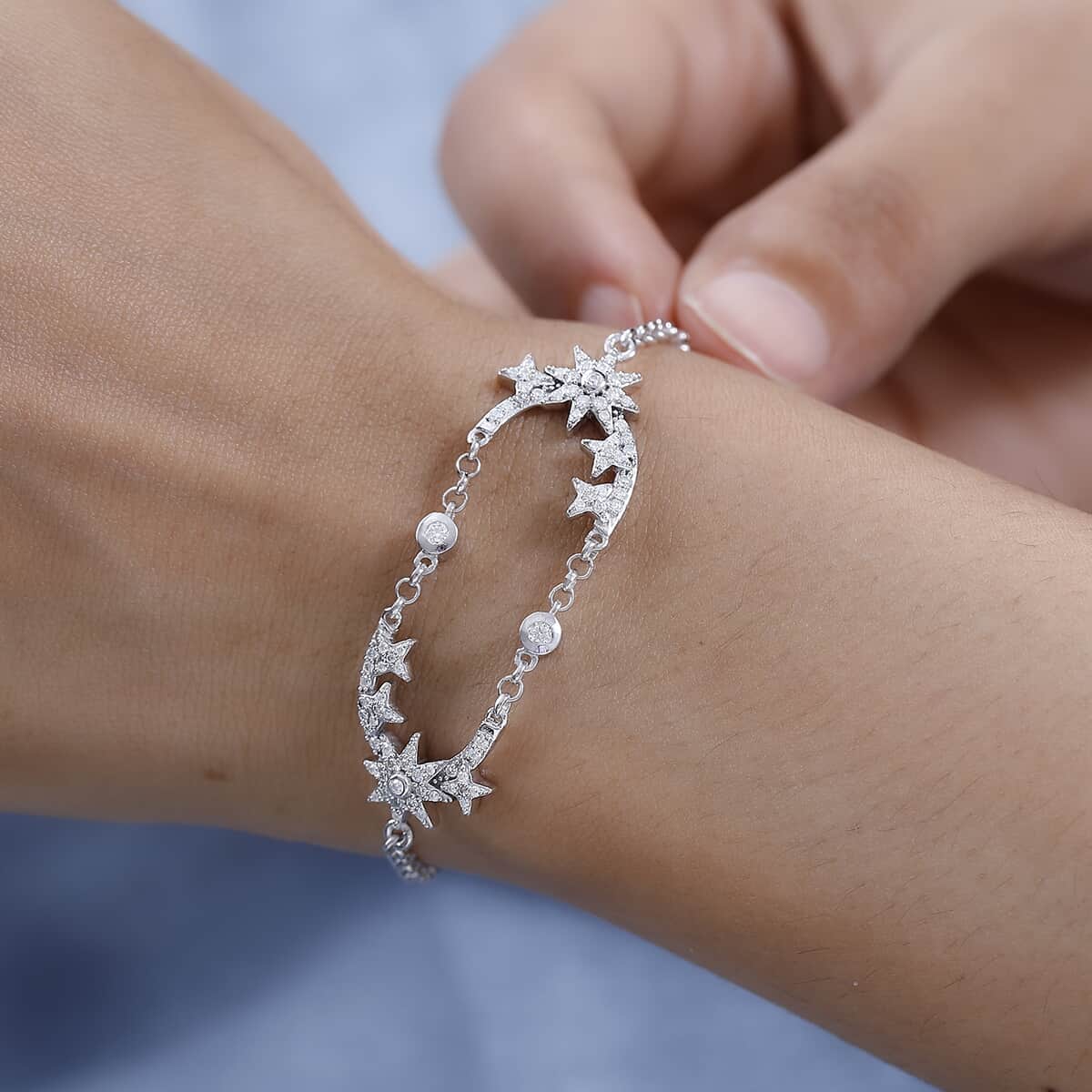 Moissanite Statement Bracelet, Star Bracelet in Platinum Over Sterling Silver (7.25 In) 0.50 ctw image number 2