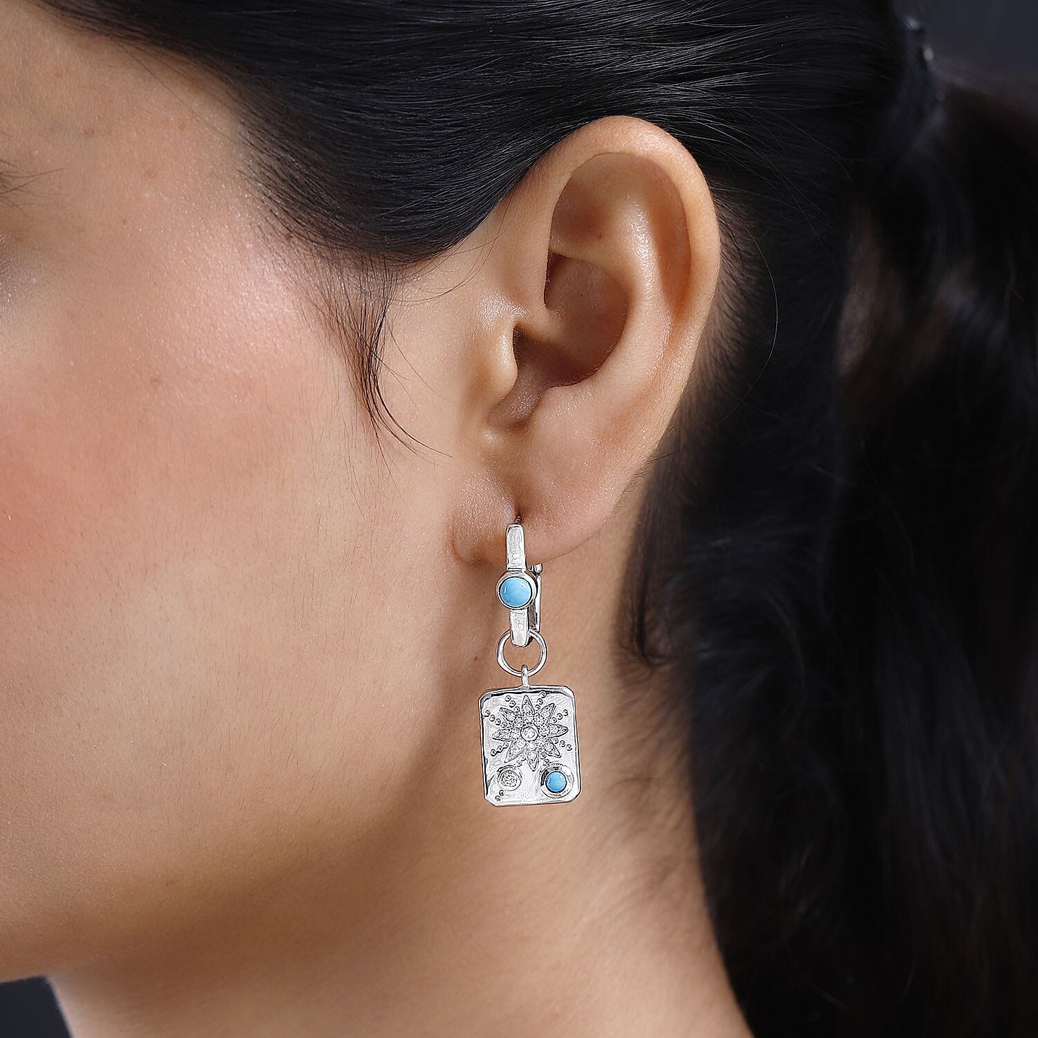 Silver - Product card gallery slide 3 (9431778853119)