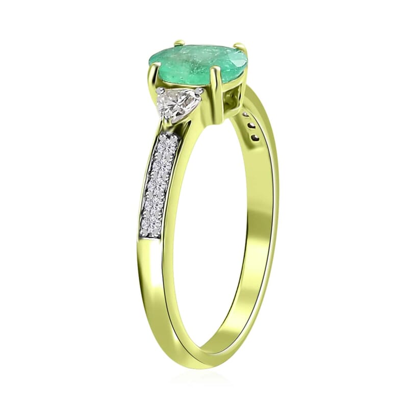 Luxoro 14K Green Gold Premium Boyaca Colombian Emerald and Moissanite Ring (Size 6.0) 1.00 ctw