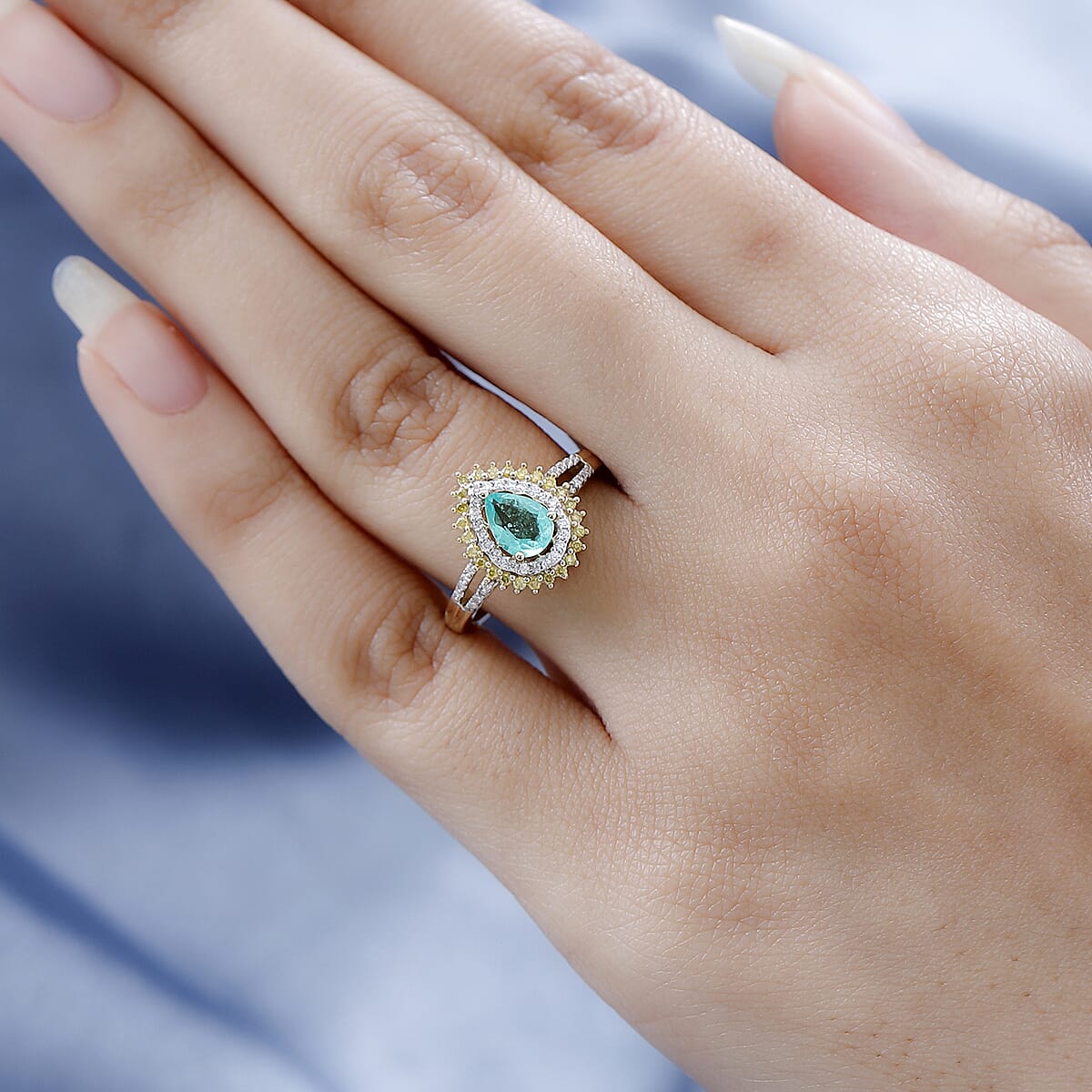 Luxoro 10K Yellow Gold Premium Boyaca Colombian Emerald and Moissanite, I3 Natural Yellow Diamond Double Halo Ring (Size 7.0) 1.00 ctw image number 2