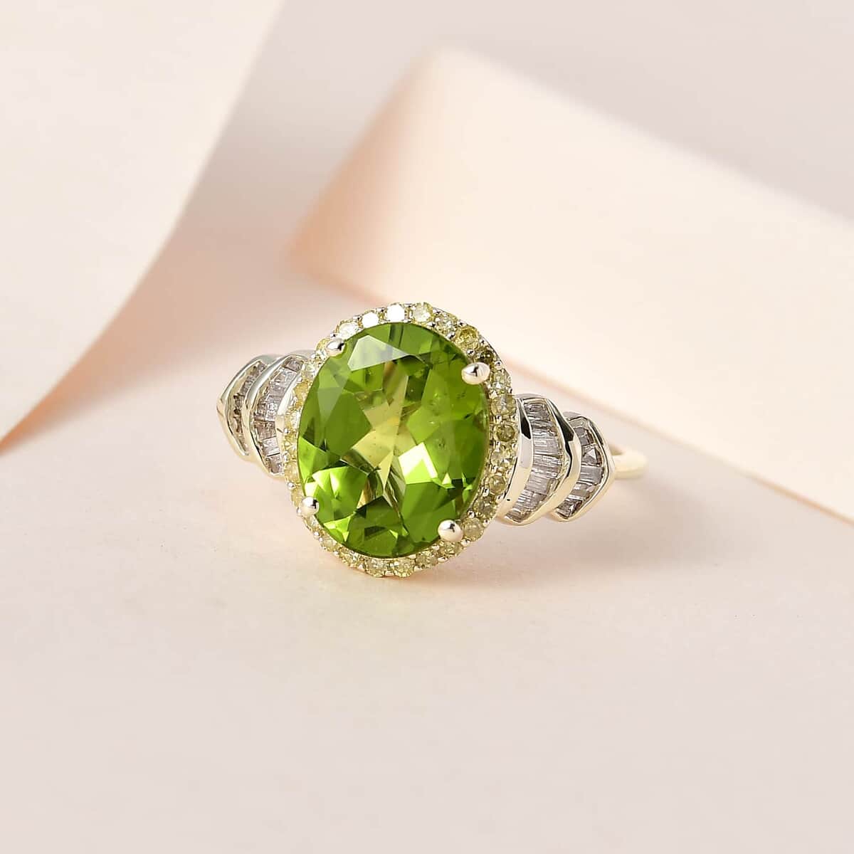 Luxoro 10K Green Gold Premium Peridot and I3 Natural Yellow and White Diamond Ring 3.90 ctw image number 1