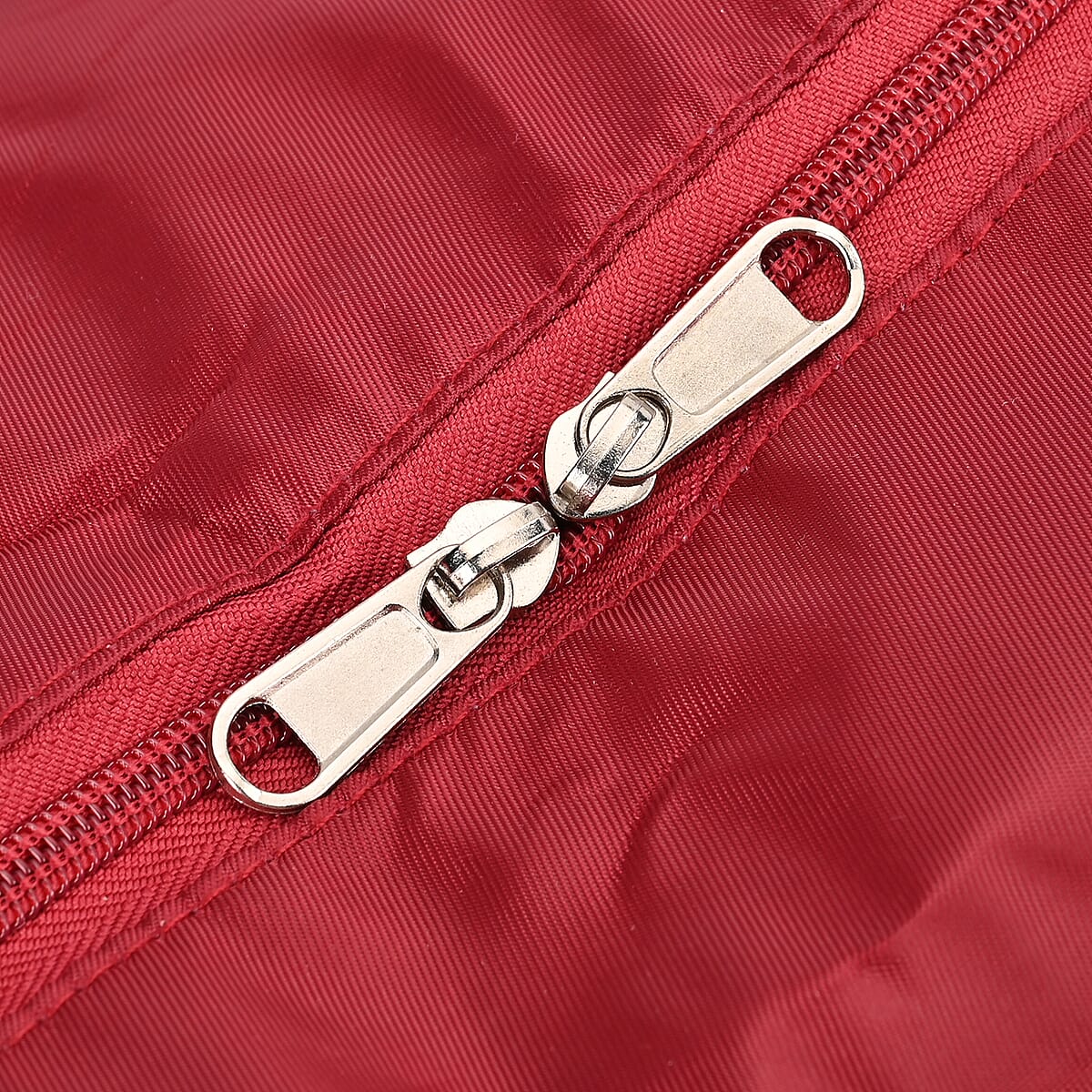 Red 100% Polyester Hand Washable Foldable Travel Bag with Zipper Closure image number 6