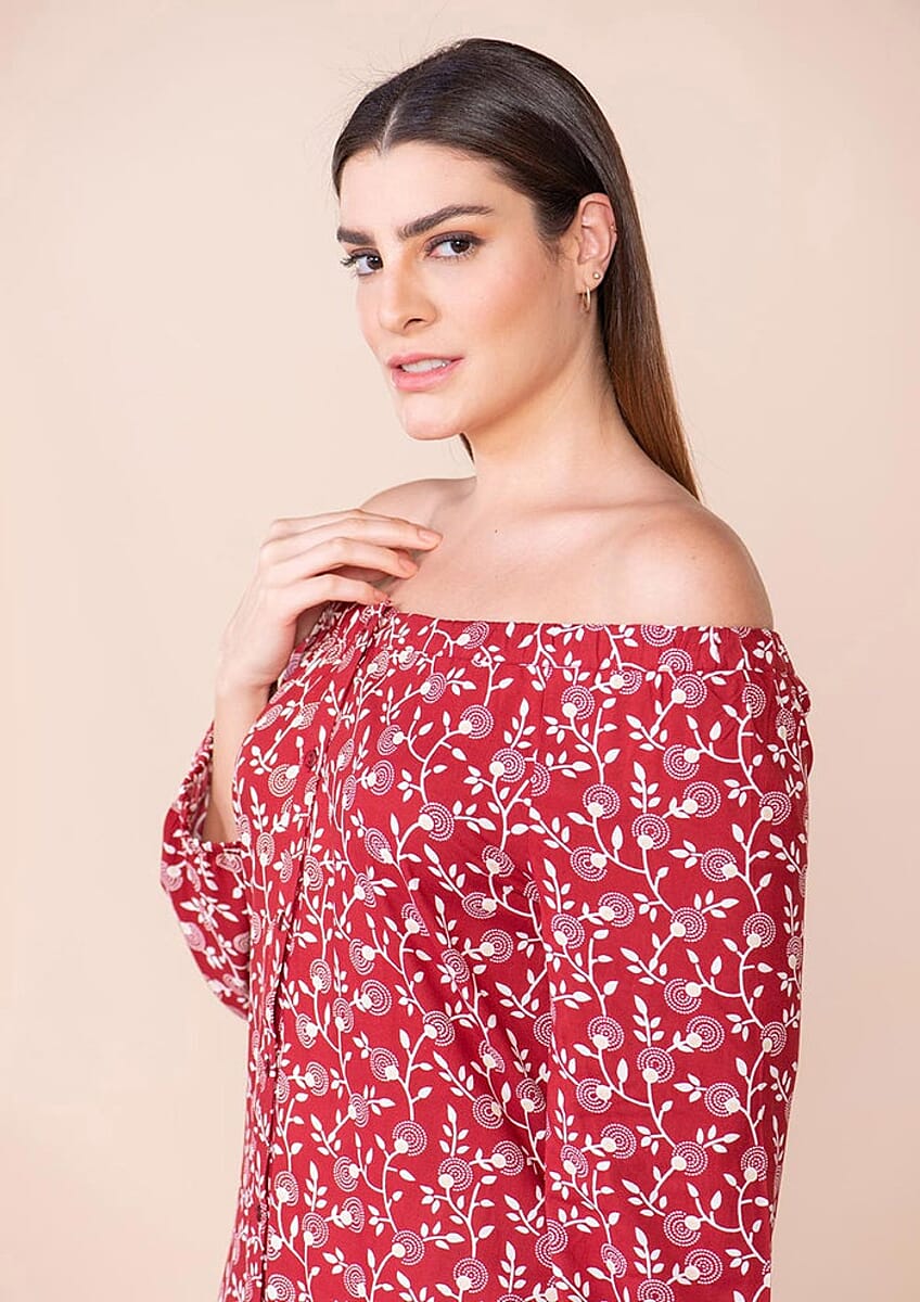 Tamsy Red Rayon Off Shoulder Top -L image number 4