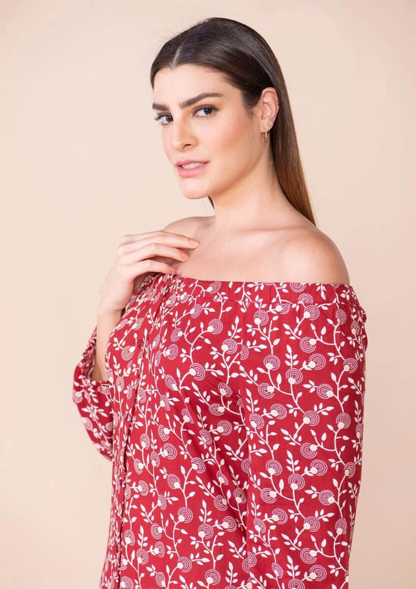 Tamsy Red Floral Rayon Off Shoulder Top -M image number 4