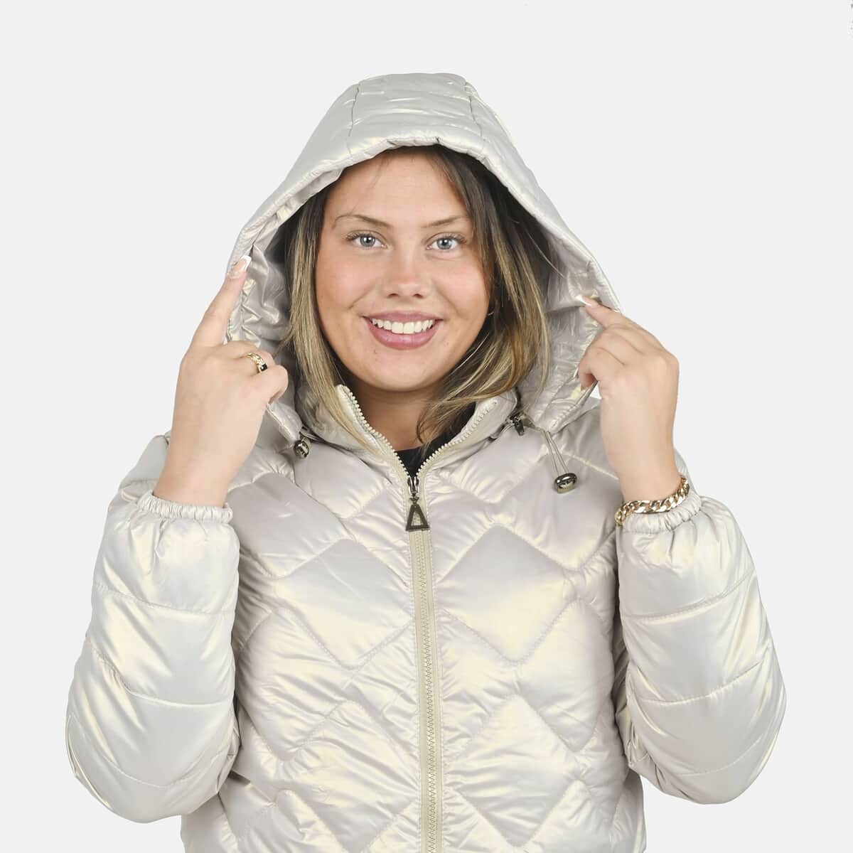 Tamsy Iridescent Silver Quilted Puffer Jacket with Detachable Hood - M image number 4