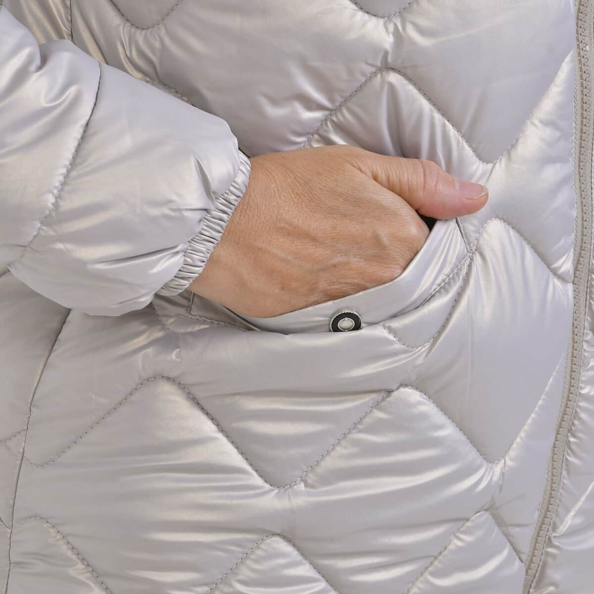 Tamsy Iridescent Gold Quilted Puffer Jacket with Detachable Hood - M image number 7