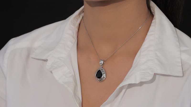 Karis Thai Black Spinel Solitaire Pendant without Chain in Platinum Bond 6.50 ctw