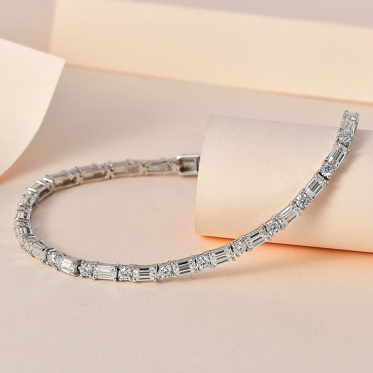 D'Joy Moissanite Tennis Bracelet in Platinum Over Sterling Silver (8.00 In) 8.90 ctw image number 1