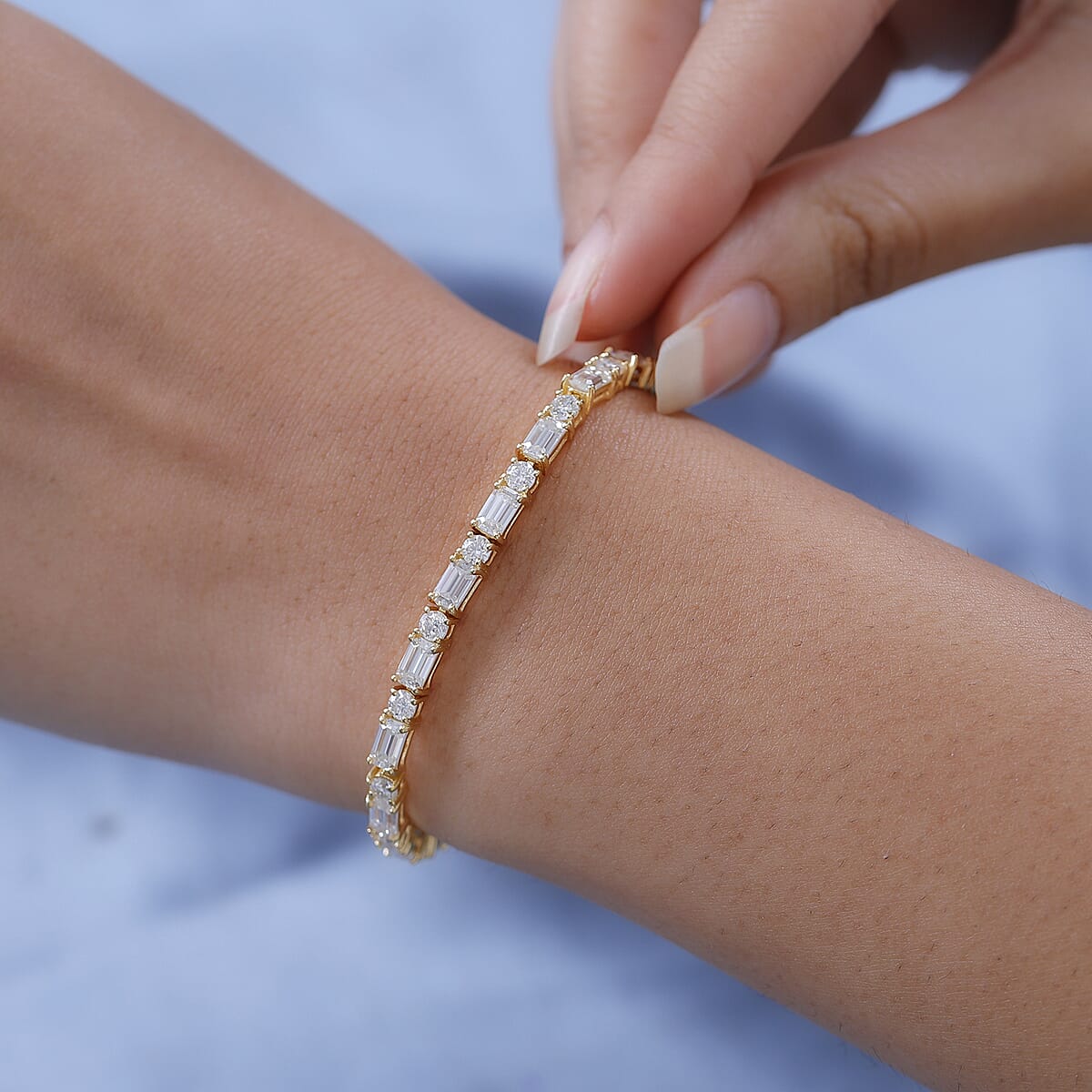 Moissanite Tennis Bracelet in Vermeil Yellow Gold Over Sterling Silver (8.00 In) 8.90 ctw image number 2
