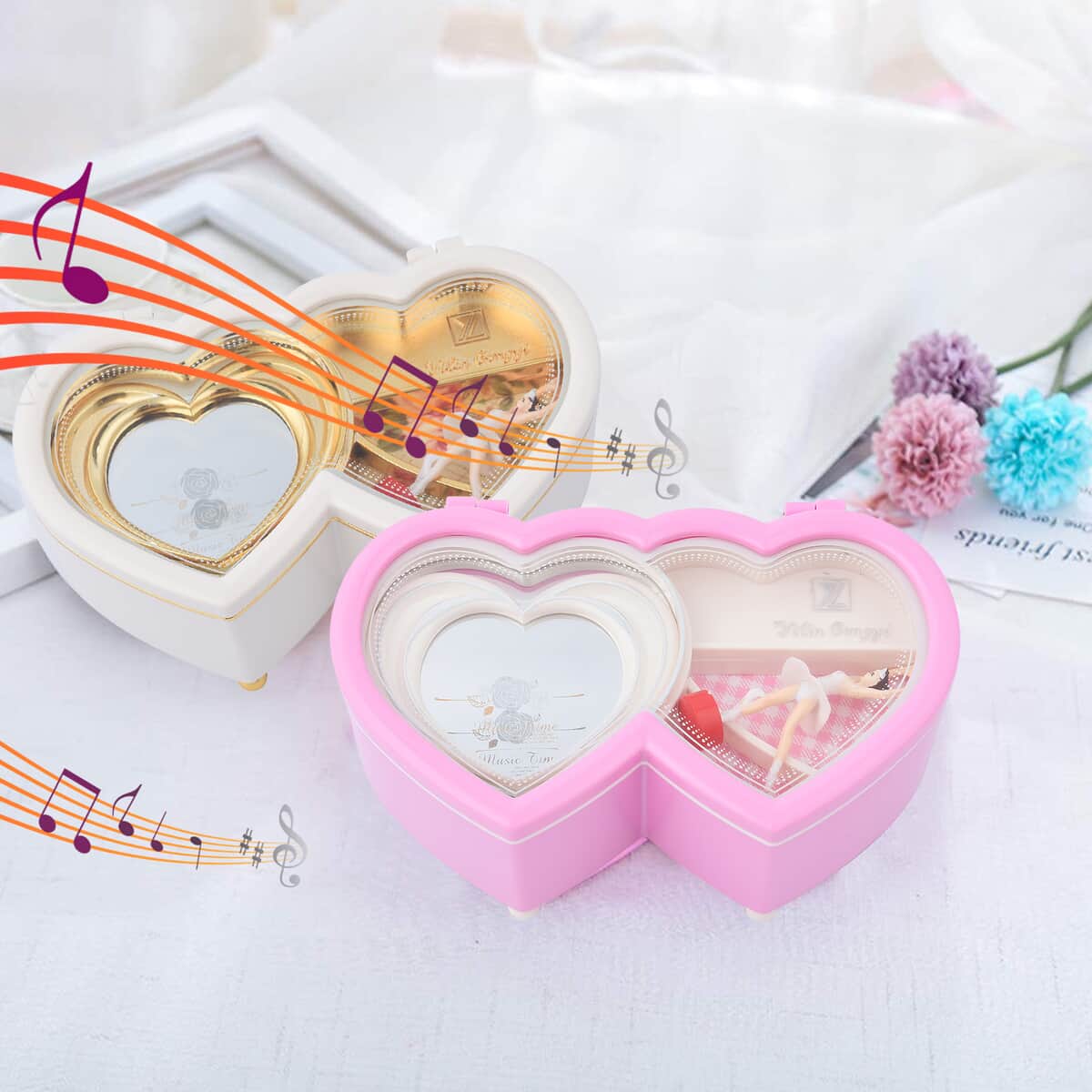 White Double Heart Shape Music Box image number 1