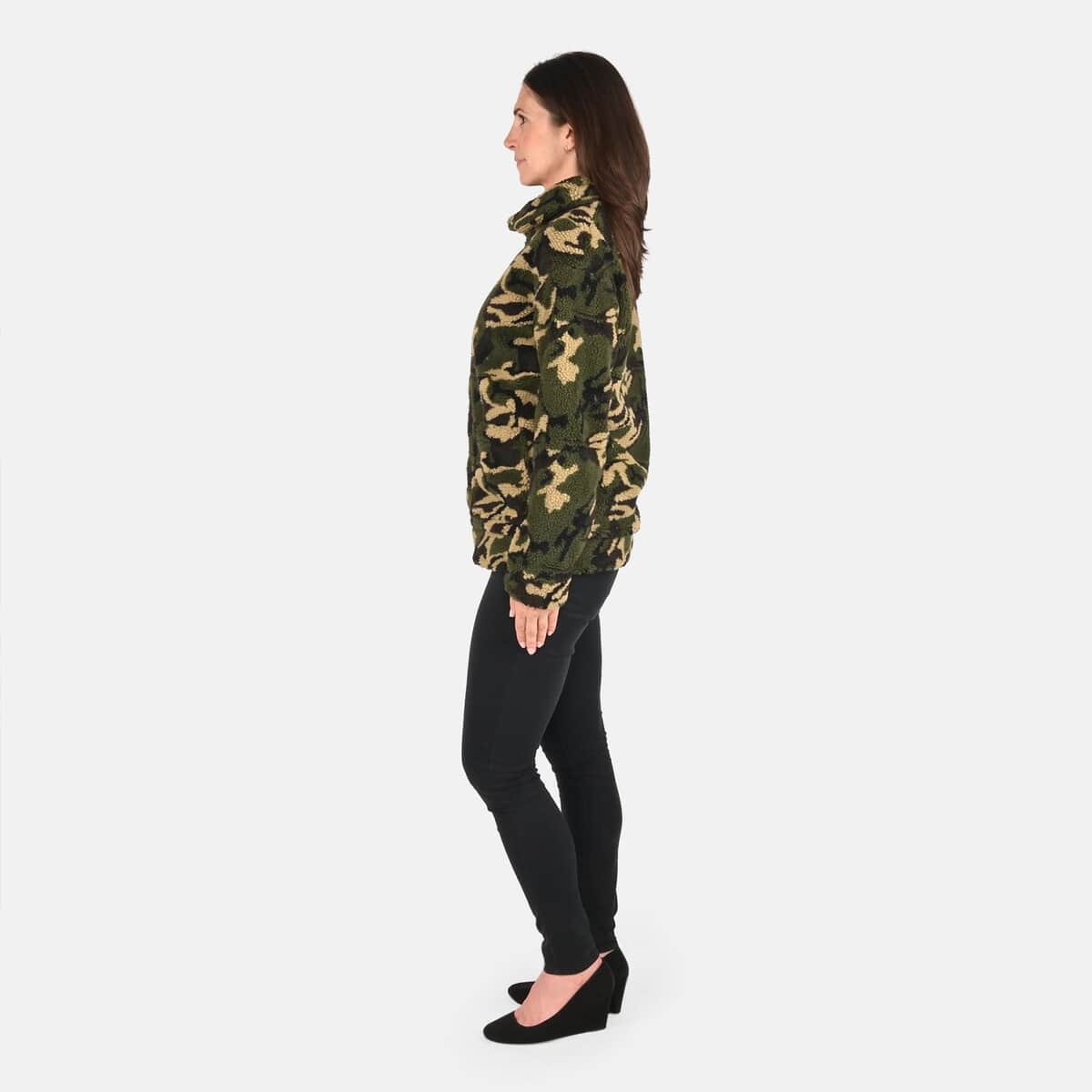 Passage Camo Green Faux Fur Coat For Women With Front Zipper - (L) image number 2