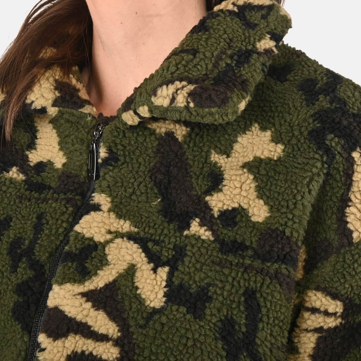 PASSAGE Army Green Leopard Faux Fur Zip Front Coat - (L) (W43"xL30"x23") image number 4