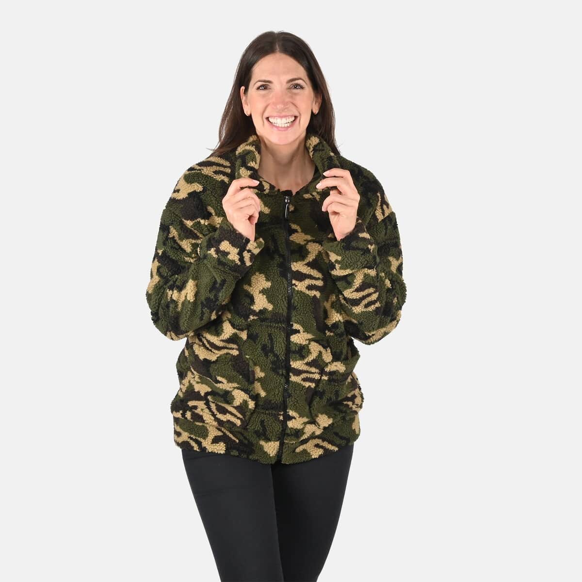 Passage Camo Green Faux Fur Coat For Women With Front Zipper - (M) image number 3